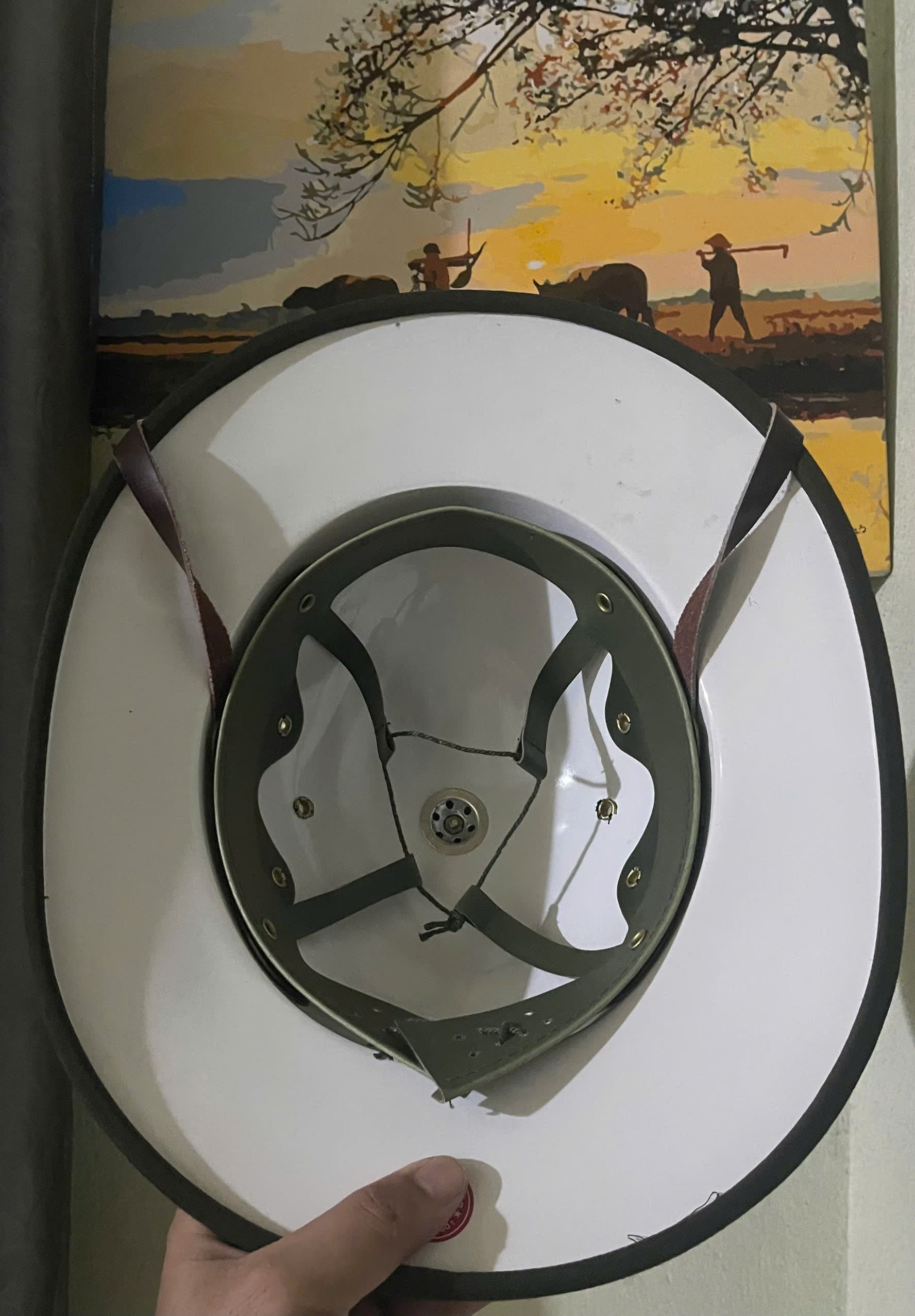 Mũ Vành Rộng Nam Nữ Phong Cách Cổ Điển – Mũ Che Nắng, Che Mưa Thời Trang Cao Cấp