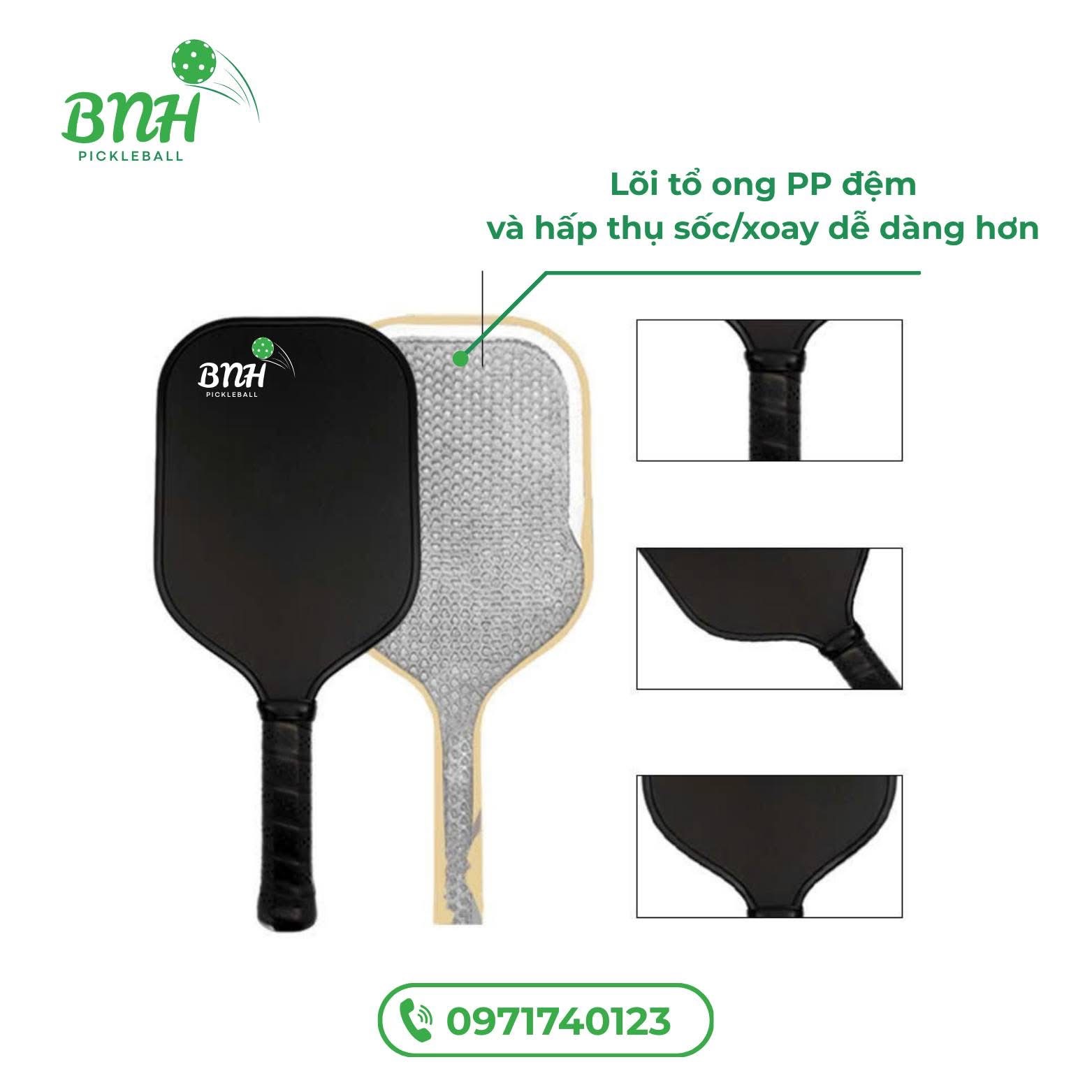 Cầm vợt Pickleball Thổi bùng đam mê thể thao