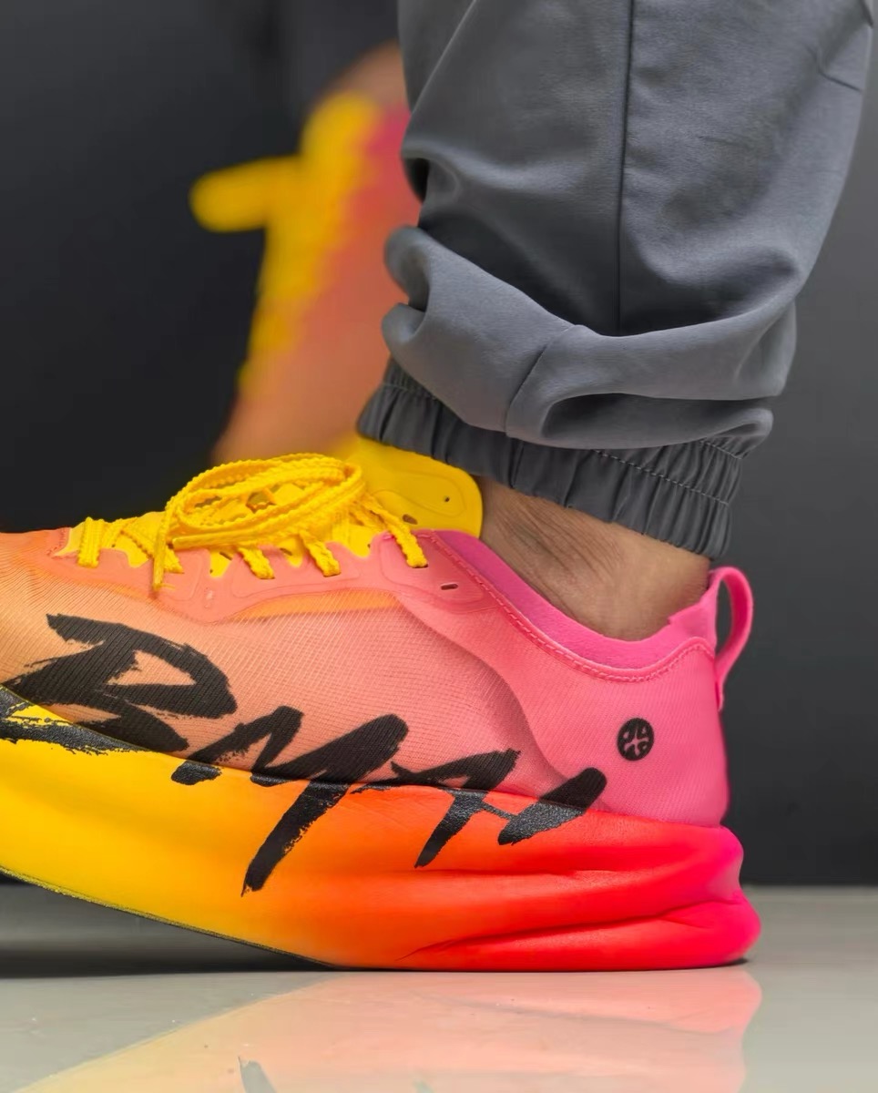 Giày Chạy Bộ marathon Bmai Turbo 3.0 full carbon vàng hồng