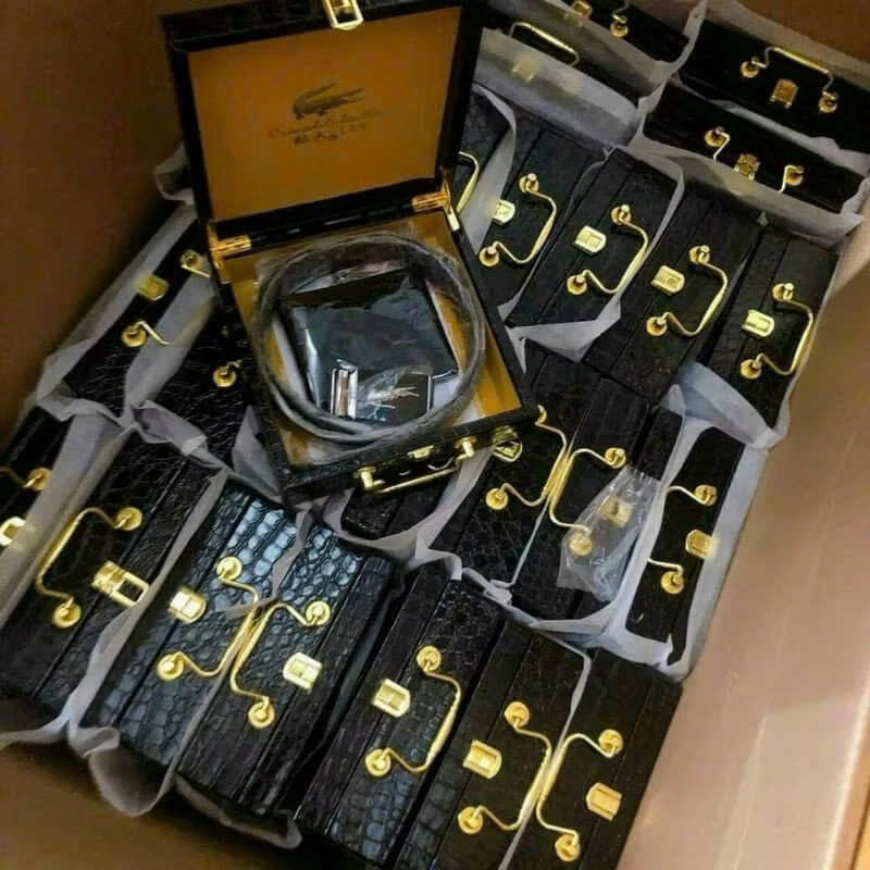 Thắt lưng da cá sấu hàng đẹp loại 1 có hộp đựng đẹp chuẩn như hình ảnh
