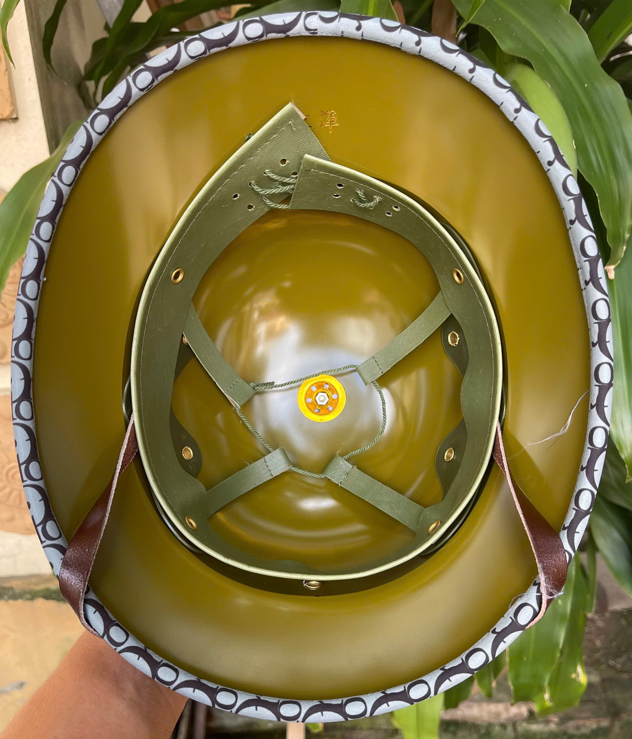 MŨ CỐI THƯỜNG XÁM DRO