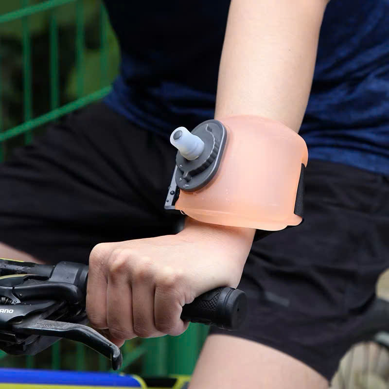 Bình Nước Thể Thao, Bình Đeo Cổ Tay, Chất Liệu SILICON Cao Cấp, Dung Tích 200ml