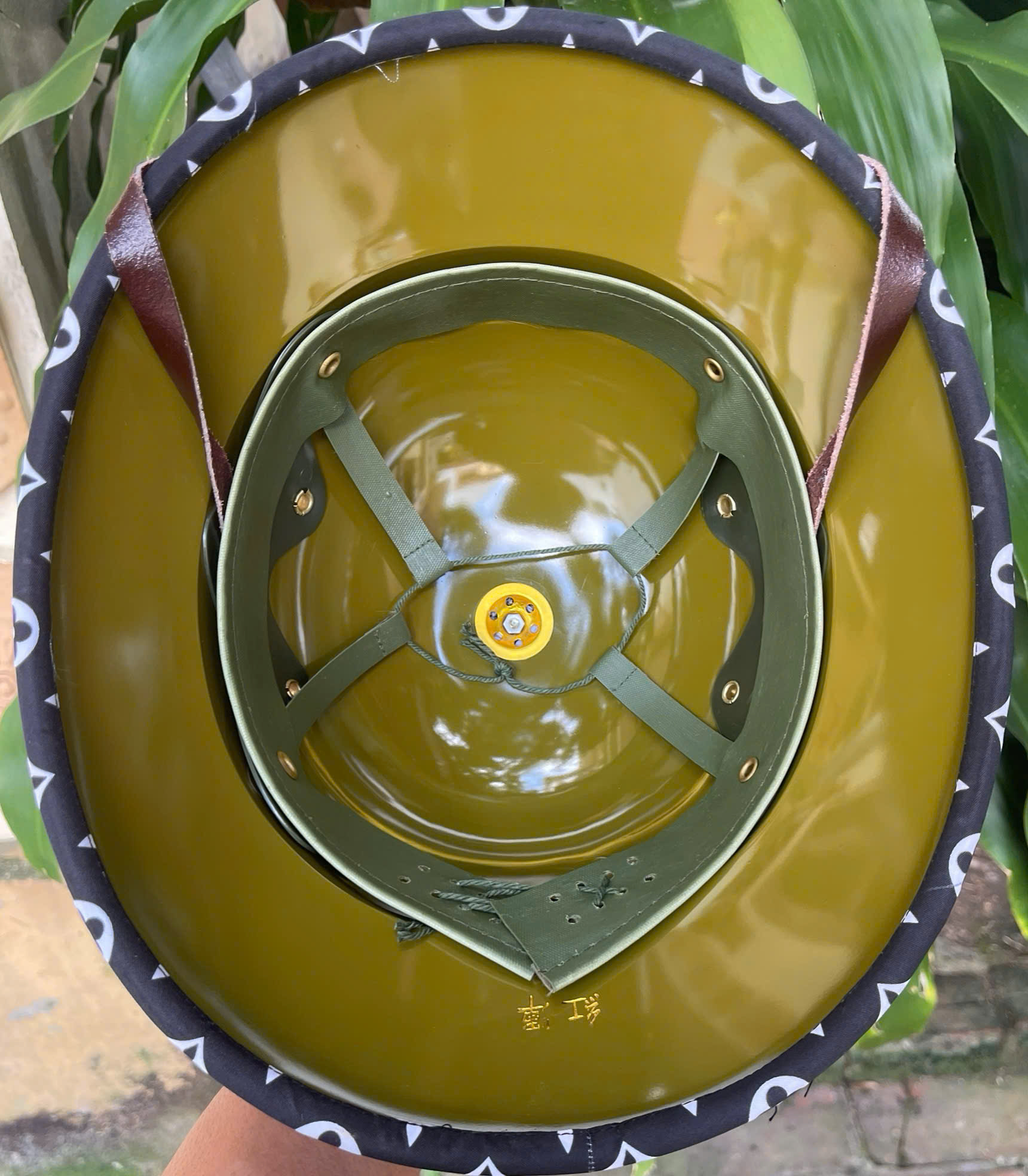 MŨ CỐI THƯỜNG ĐEN LV