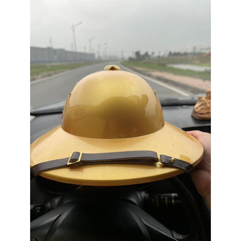 Mũ màu vàng ánh kim  thời xưa mũ bền bỉ theo thời gian mũ vành to cao cấp mẫu mới